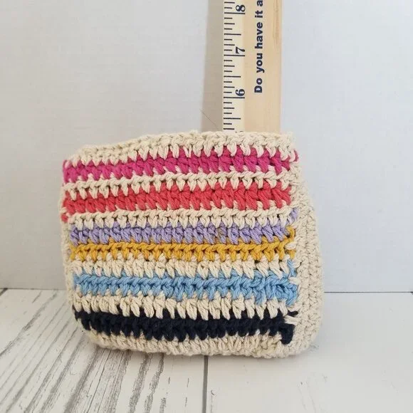 Multi Color Crossbody Handbag - Picture 5 of 9